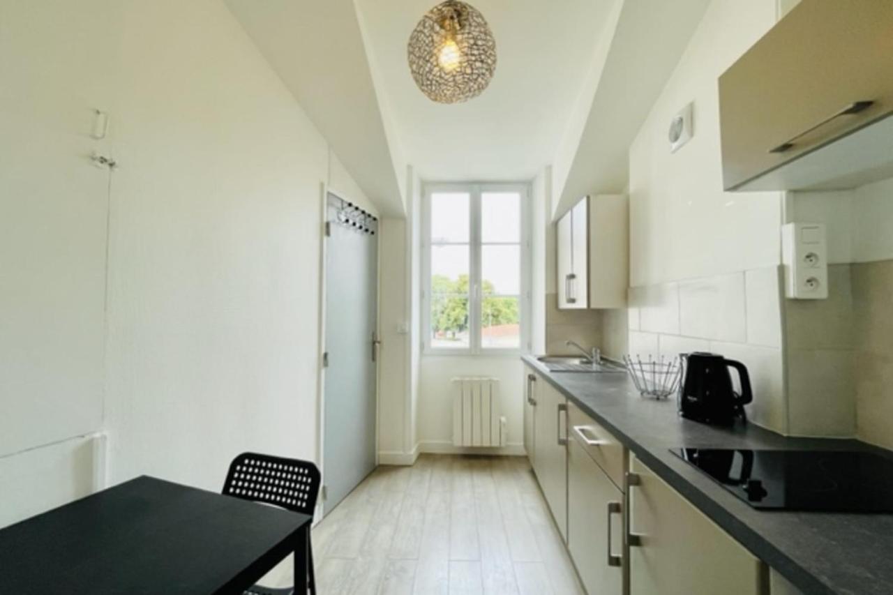 Studio Traversant Historic Center Appartement La Rochelle  Buitenkant foto