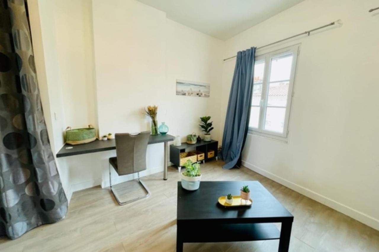 Studio Traversant Historic Center Appartement La Rochelle  Buitenkant foto