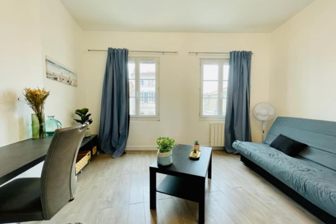 Studio Traversant Historic Center Appartement La Rochelle  Buitenkant foto